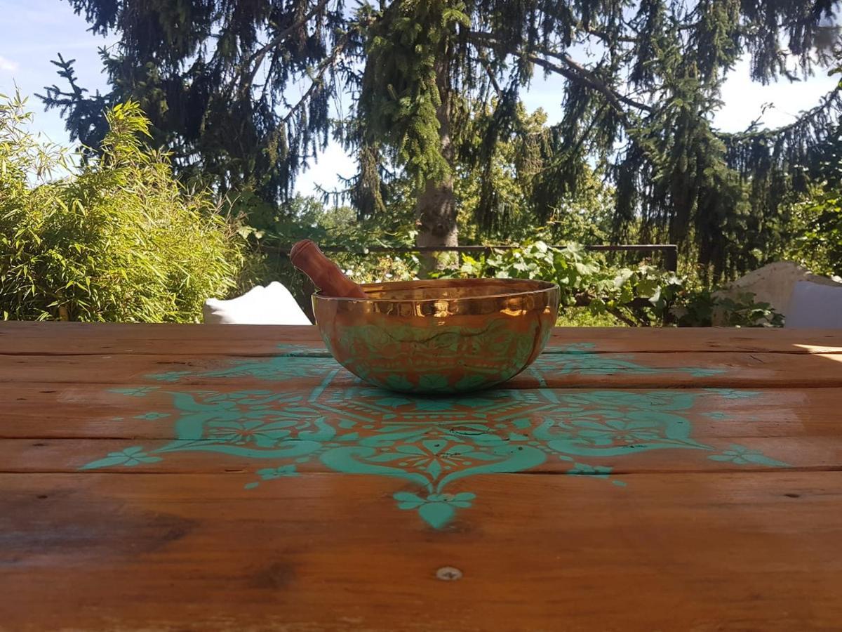 La Belmontaise Bed & Breakfast Beaumont-sur-Sarthe Екстериор снимка