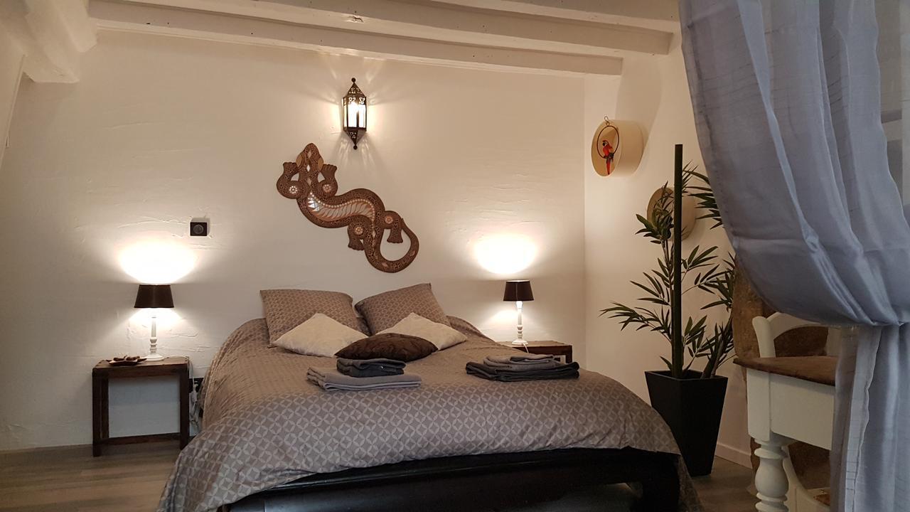 La Belmontaise Bed & Breakfast Beaumont-sur-Sarthe Екстериор снимка