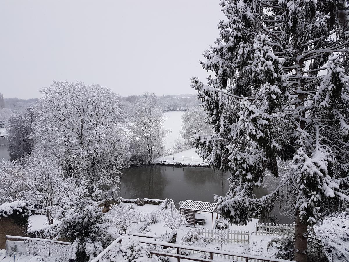 La Belmontaise Bed & Breakfast Beaumont-sur-Sarthe Екстериор снимка