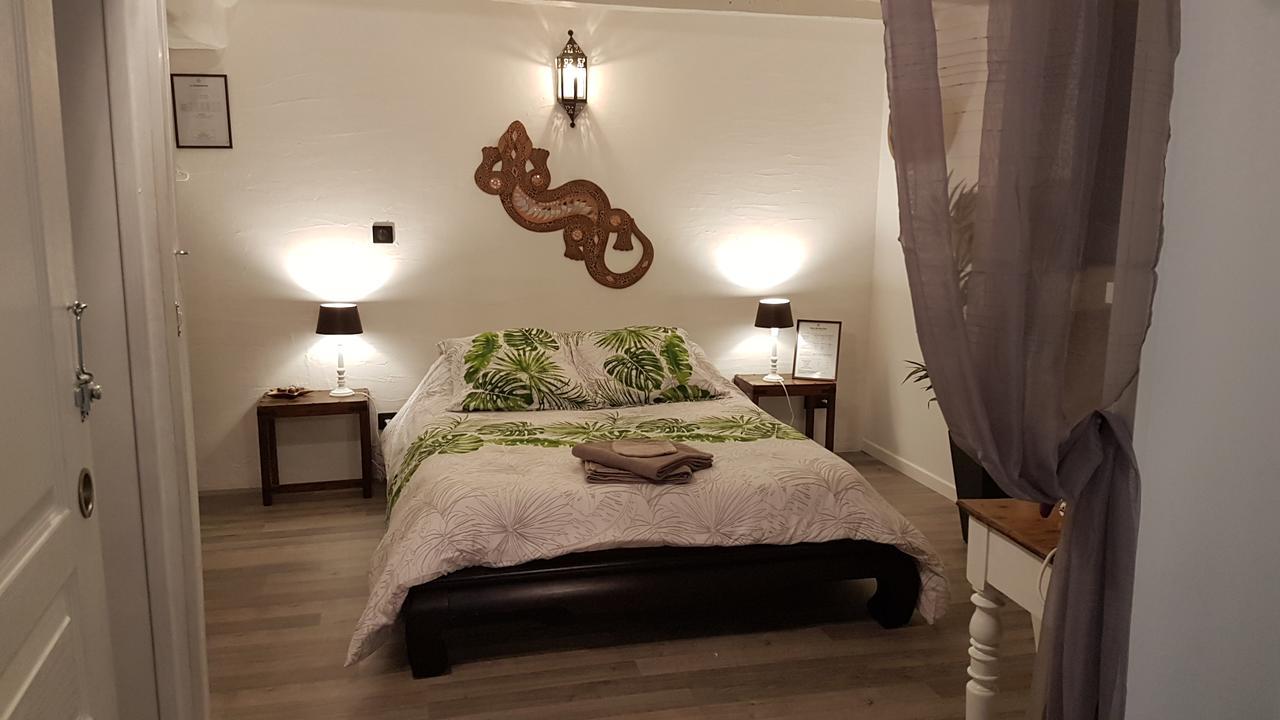 La Belmontaise Bed & Breakfast Beaumont-sur-Sarthe Екстериор снимка