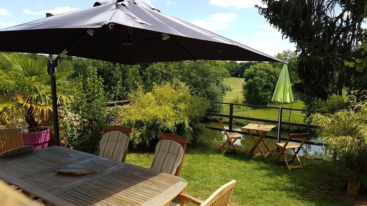 La Belmontaise Bed & Breakfast Beaumont-sur-Sarthe Екстериор снимка