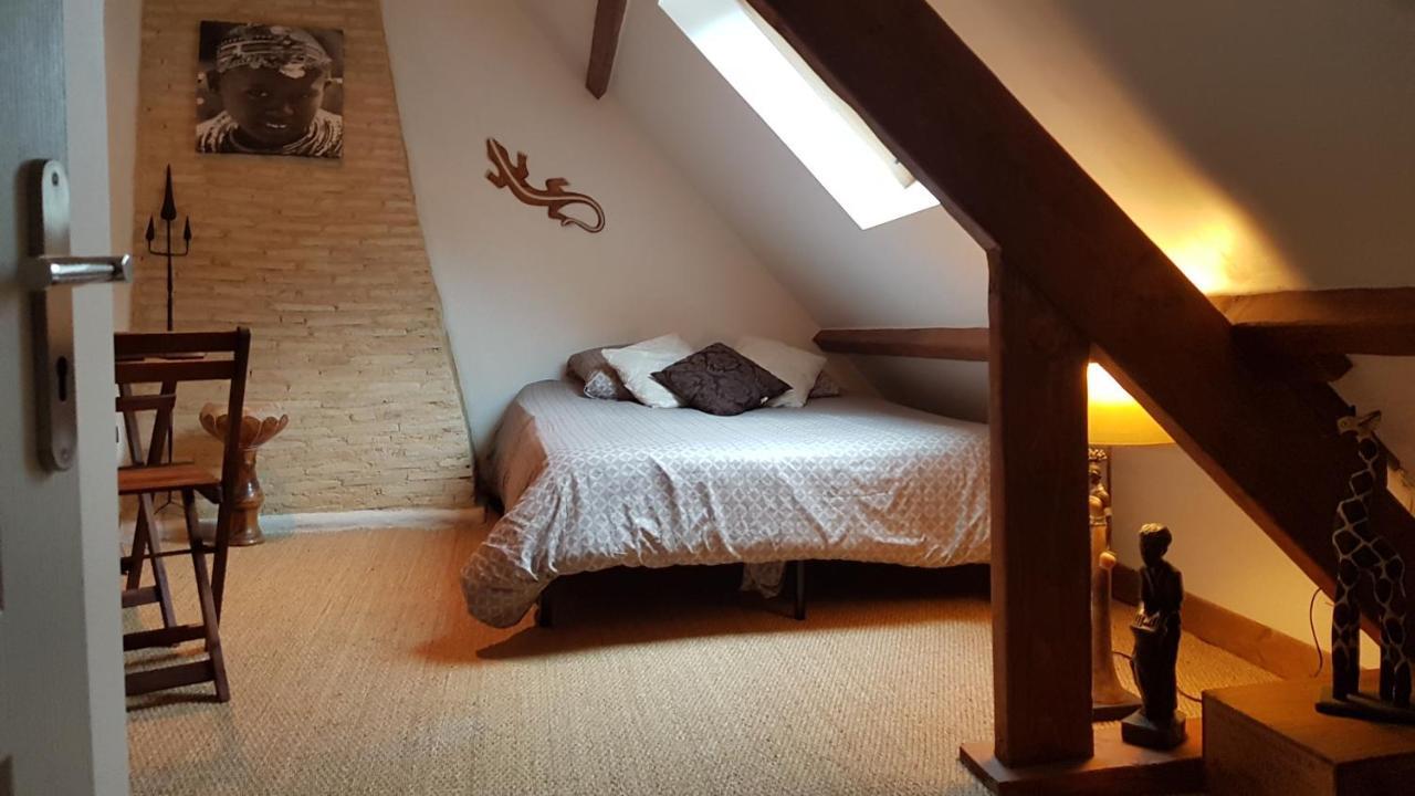 La Belmontaise Bed & Breakfast Beaumont-sur-Sarthe Екстериор снимка